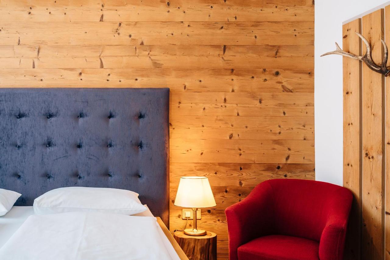 Private Suites Traunkirchen Extérieur photo