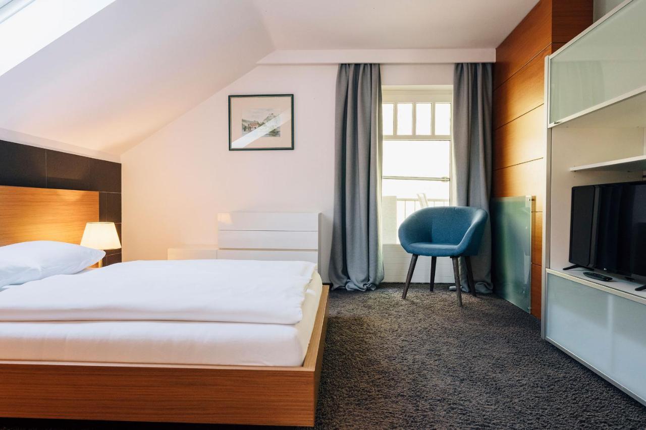 Private Suites Traunkirchen Extérieur photo