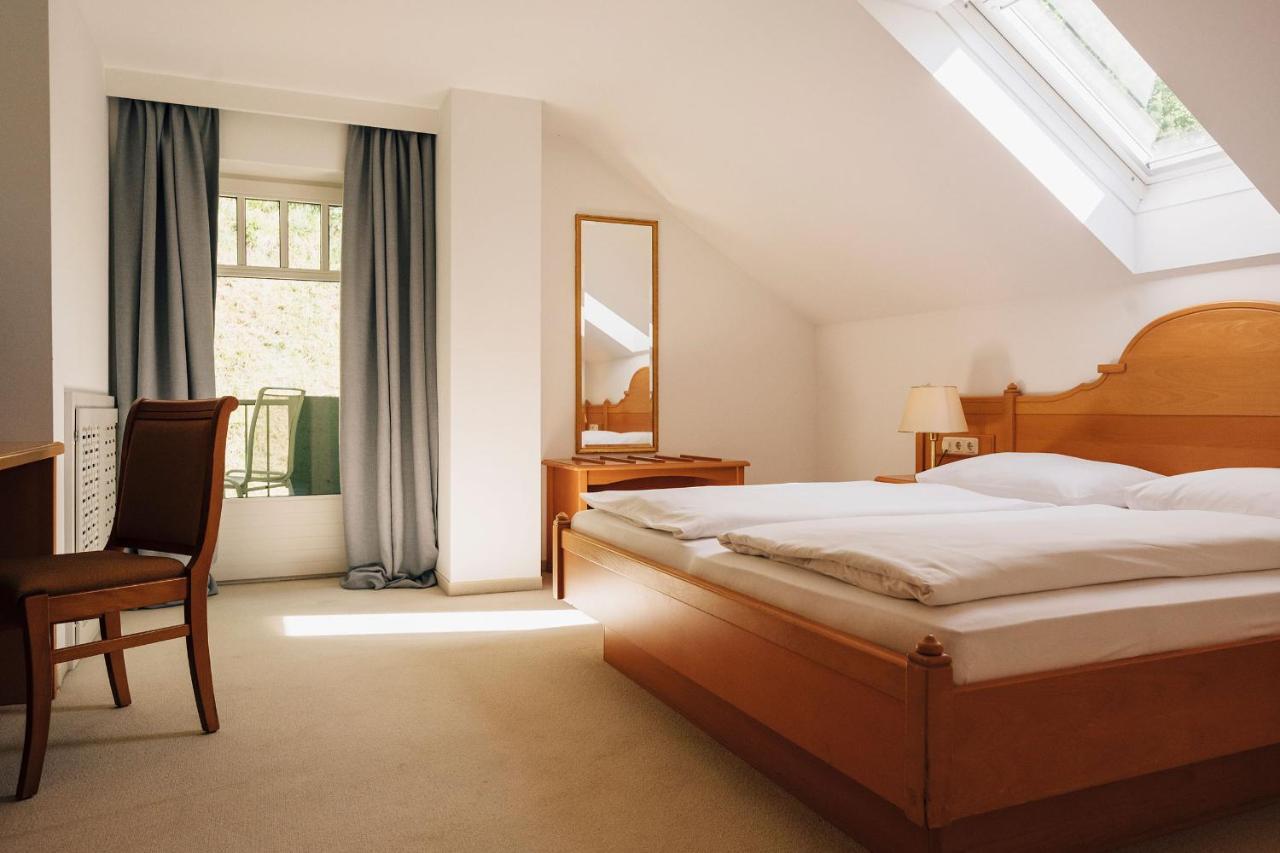 Private Suites Traunkirchen Extérieur photo